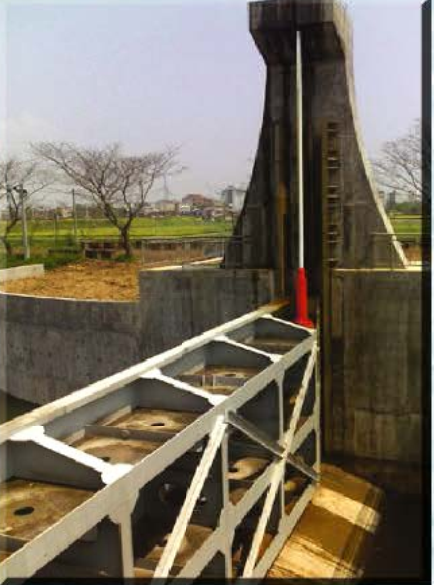 分体集成式液压启闭机