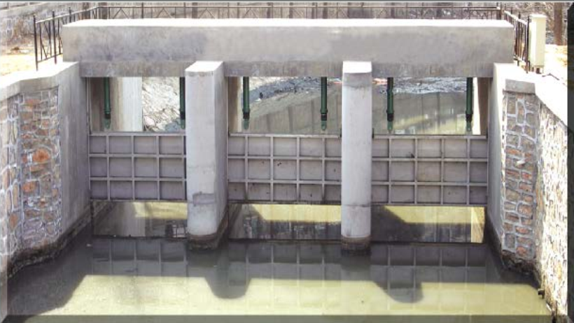 双吊点集成式直升闸门(上置式)